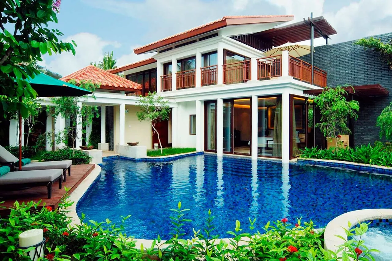 Banyan Tree Sanya · 4