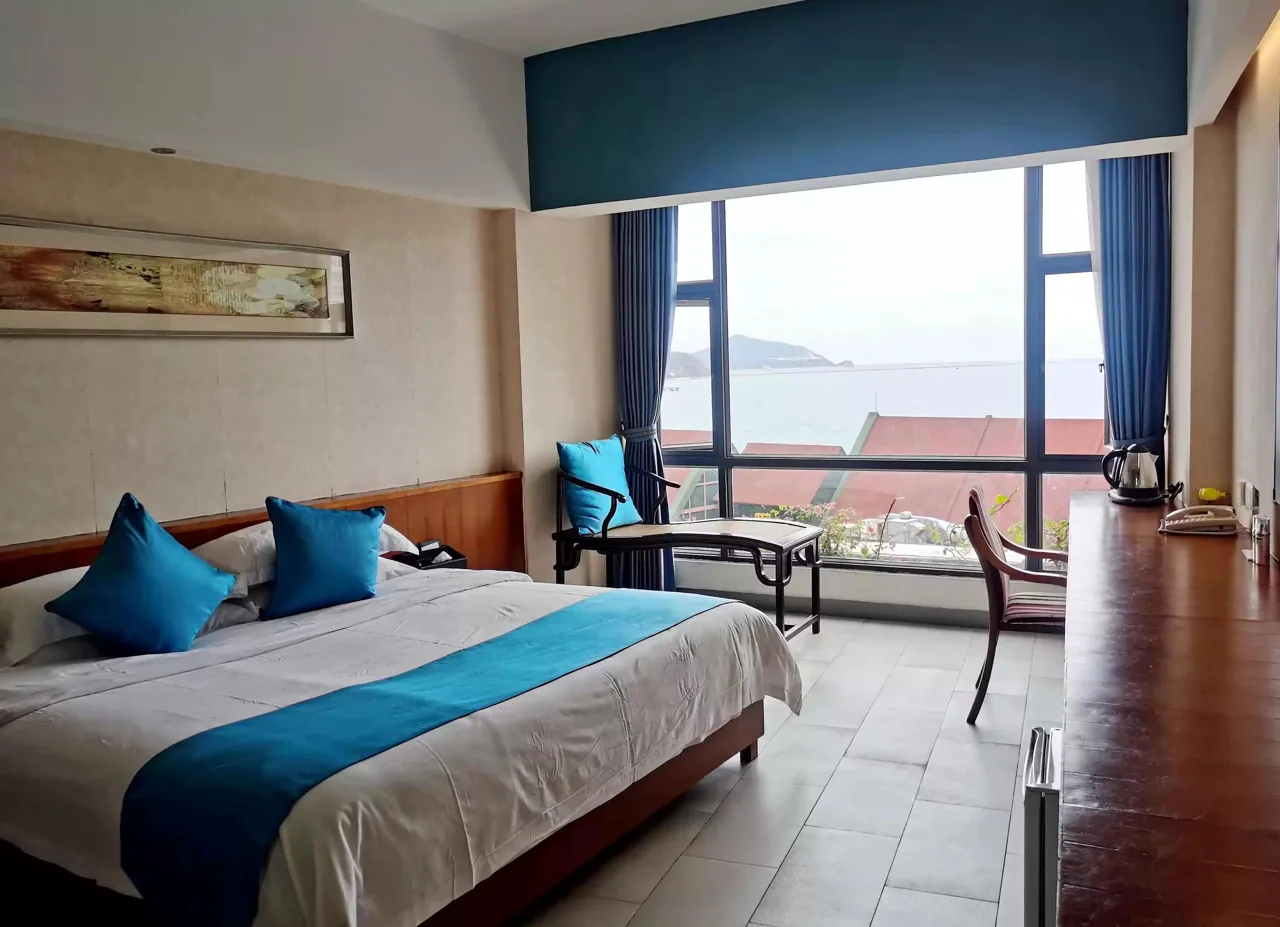 Hetai Seaview Hotel Sanya · 1