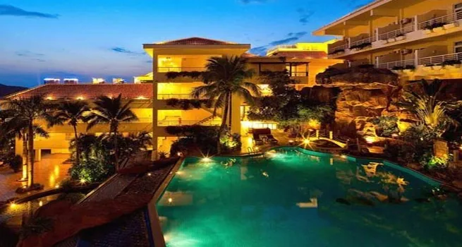 Dong Rong Guest International Hotel Sanya · 4