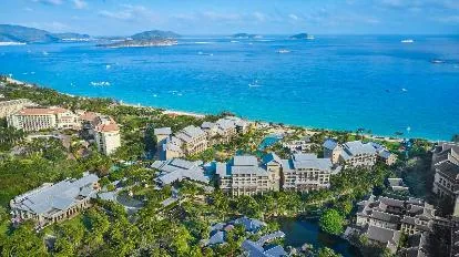 Hilton Sanya Yalong Bay Resort & Spa · 5