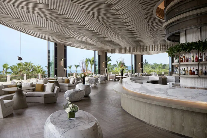 Sanya Marriott Yalong Bay Resort & Spa · 5