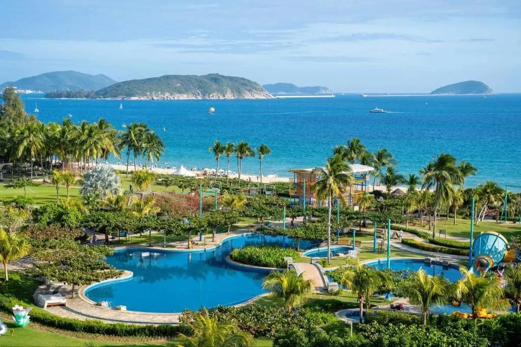 Horizon Sanya Yalong Bay Resort & Spa · 4