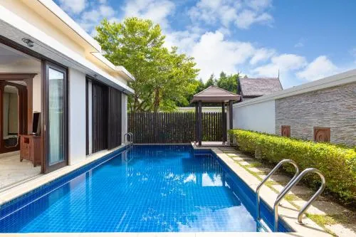 Pullman Sanya Yalong Bay Villas & Resort · 5