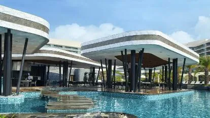 MGM Grand Sanya · 4