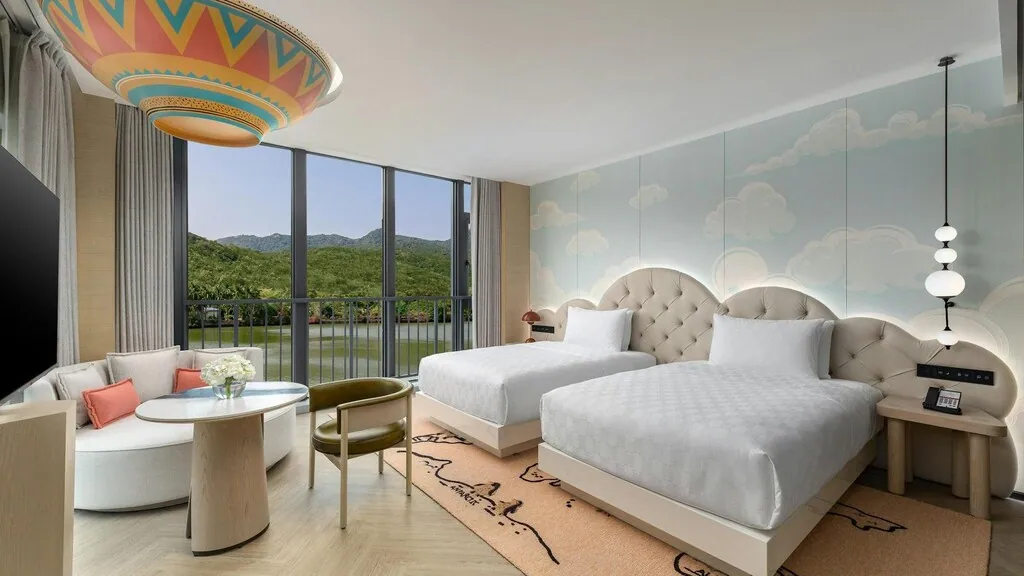 HUALUXE Sanya Yalong Bay Resort · 2