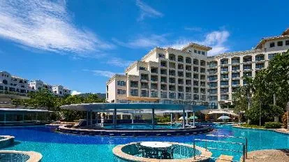 Ocean View Resort Yalong Bay (Formerly Holiday Inn Resort) · 5