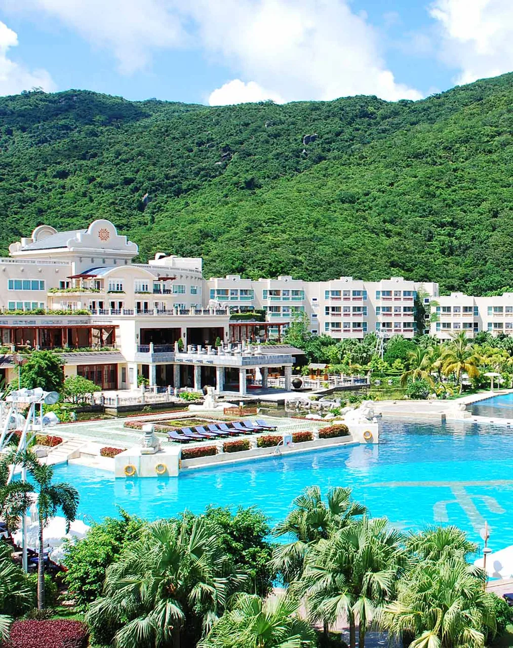 Cactus Resort Sanya by Gloria · 7