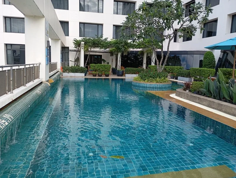 Grand Mercure Sanya Yalong Bay · 6