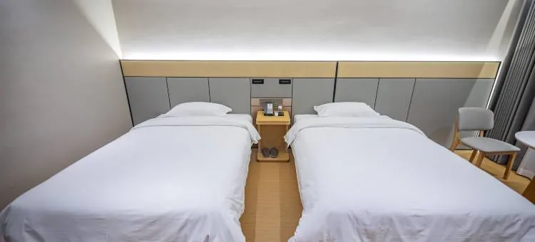 Star Glory Hotel Wenchang · 4